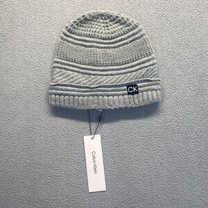 Calvin Klein Women CK Logo Knit Beanie Gray Ribbed Cuffed Hat Comfort Unisex NWT